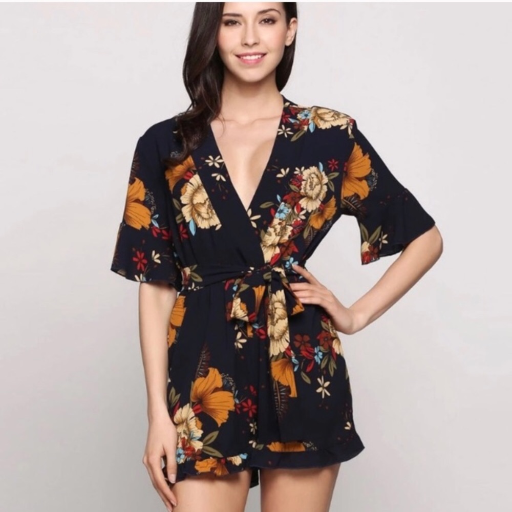 Navy Floral Romper Jumpsuit Playsuit Size S-M-L - Picture 3 of 6